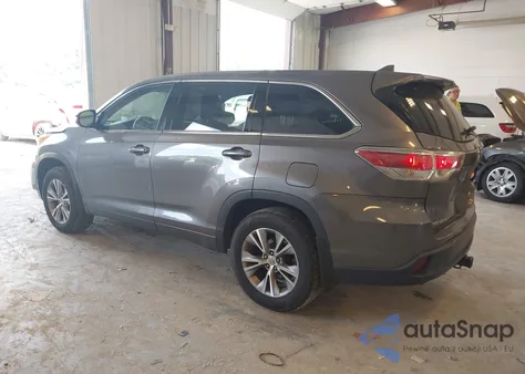 2015 Toyota Highlander Le Plus V6 from USA, damaged, VIN 5TDBKRFH7FS144834
